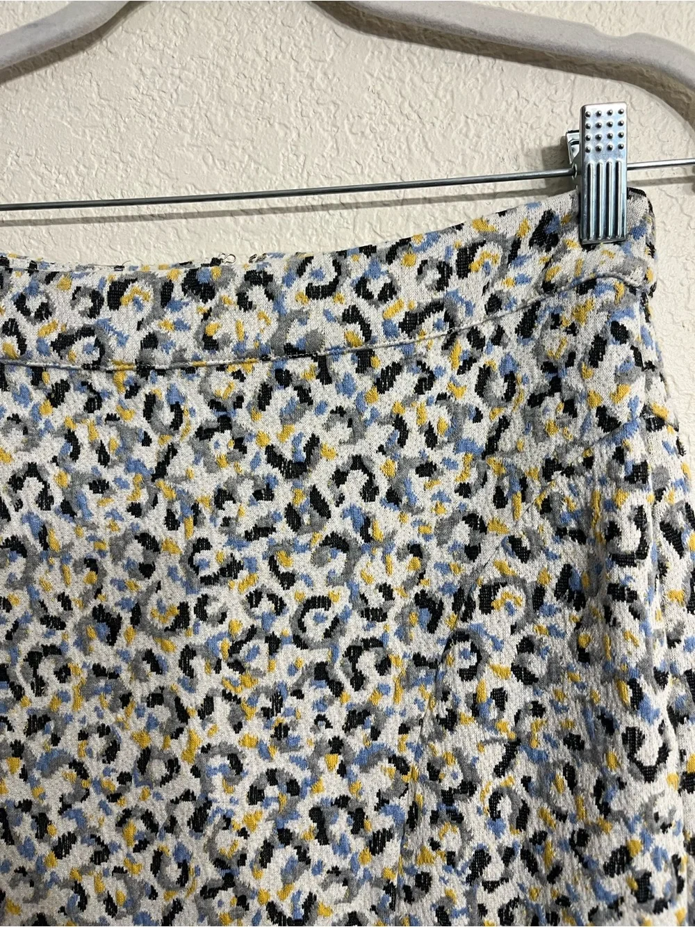 Anthropologie Y2K pencil skirt Leopard-Print